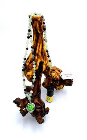 Zeige Details für  Mala "Vertrauen und Genuss" Bild von  Mala "Vertrauen und Genuss"